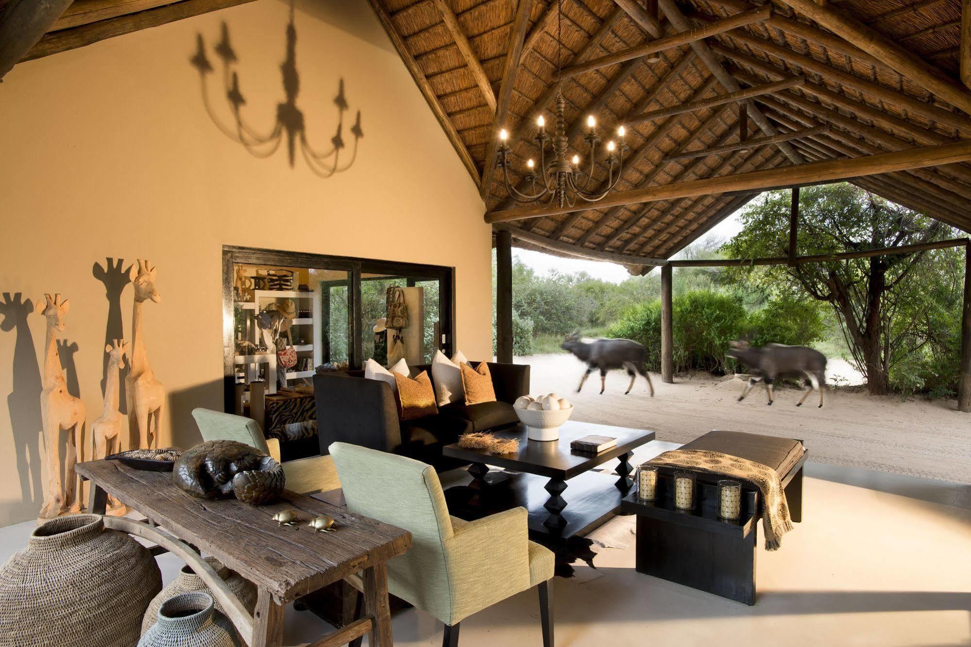 Lion Sands - Tinga Lodge Skukuza Exterior photo